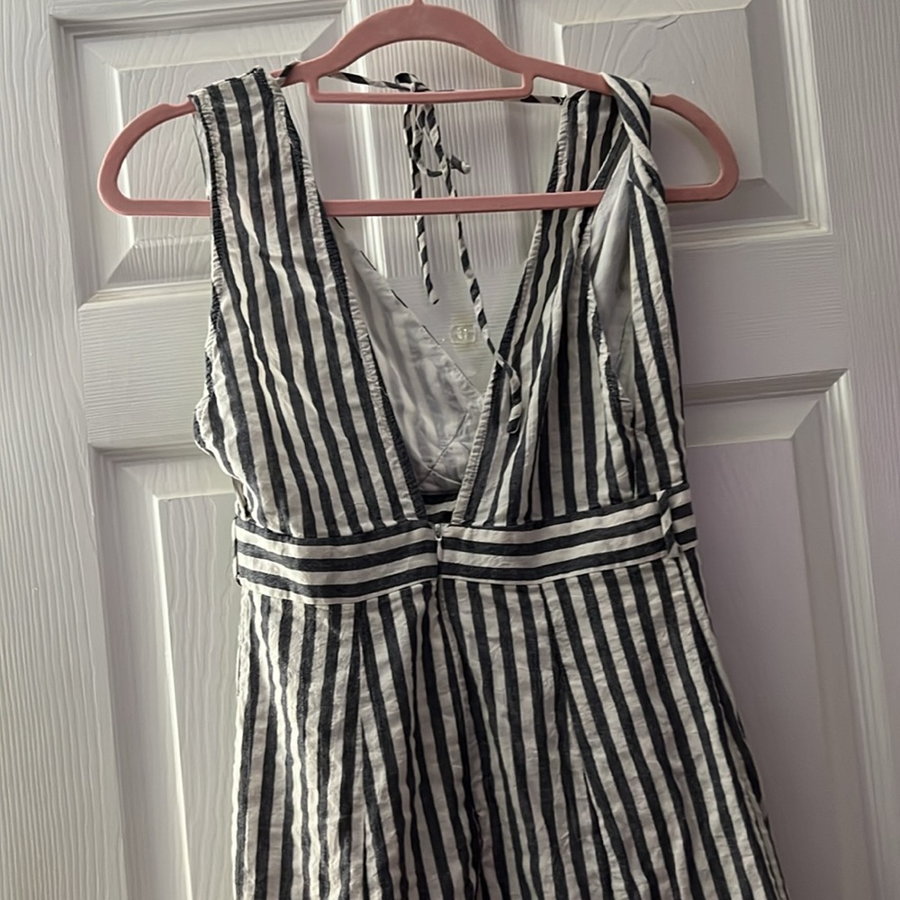 Dress - Picture 4 of 6